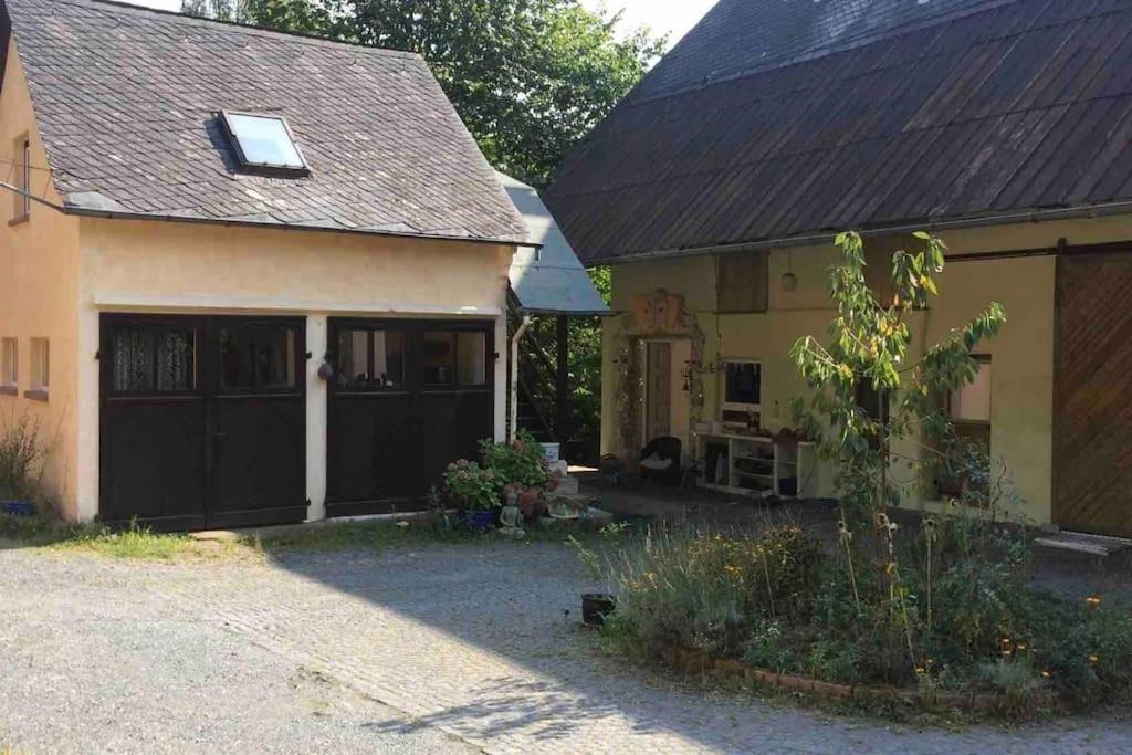 Kleine Kunstremise Mit Holzofen Burg Freienfels Lägenhet Weinbach Exteriör bild